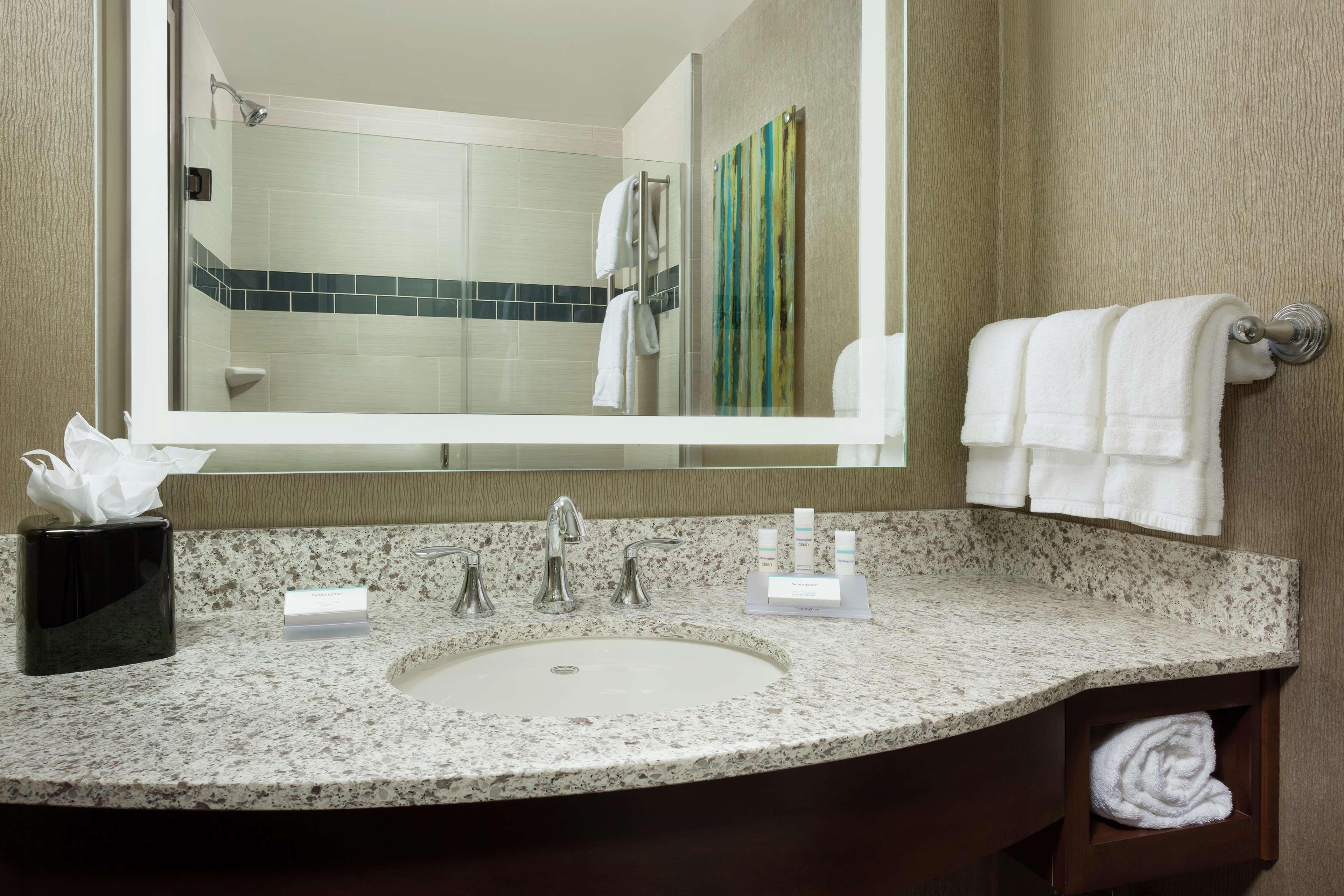 Hilton Garden Inn Palo Alto Buitenkant foto